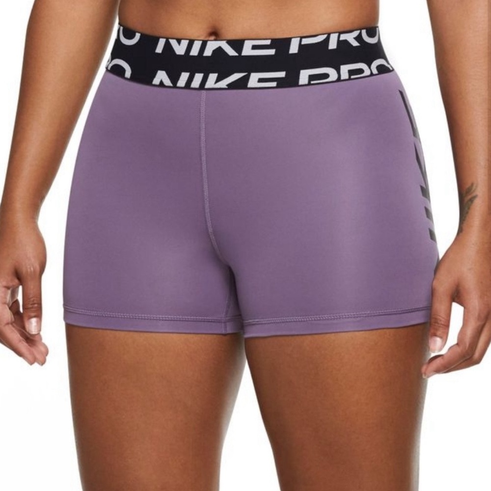 Nike Women's Pro Dri-FIT 3" Graphic Shorts